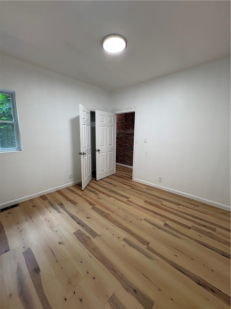 2321 Centre Ave — photo 3