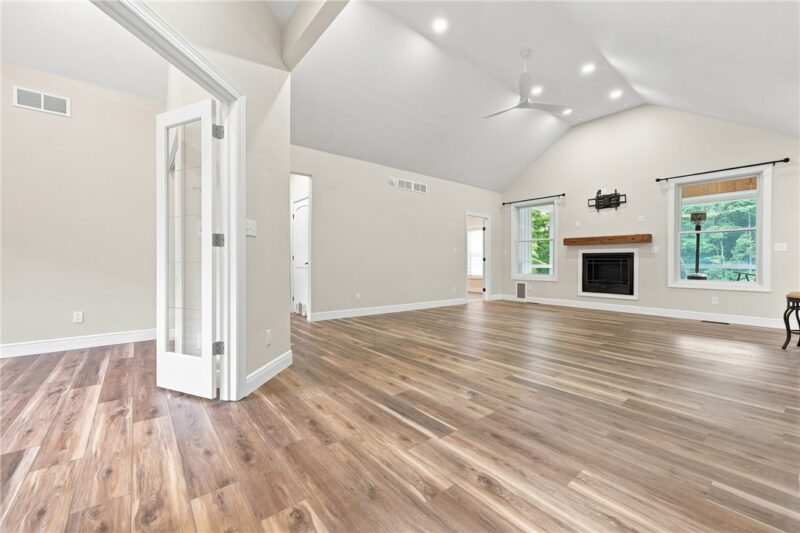 246 Tanglewood Dr — photo 6