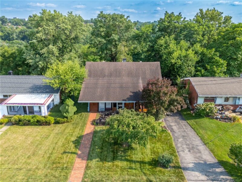 658 Lindsay Rd — photo 4