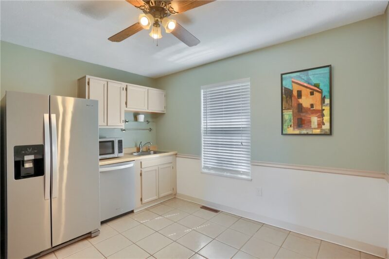 1402 Timberglen Dr — photo 4