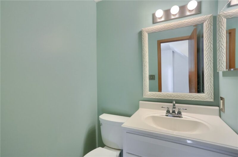 1402 Timberglen Dr — photo 7