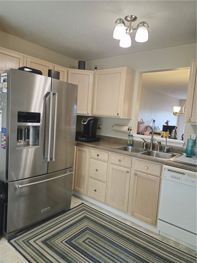 206 Hillvue Drive — photo 4