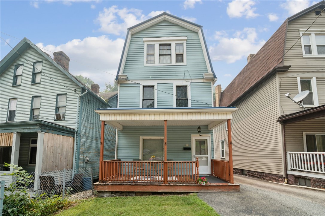 403 Brown Ave — photo 1
