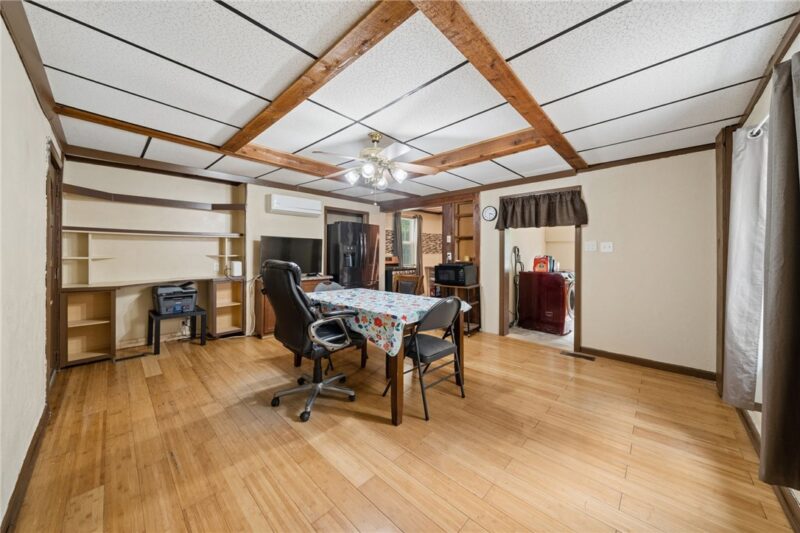 403 Brown Ave — photo 8