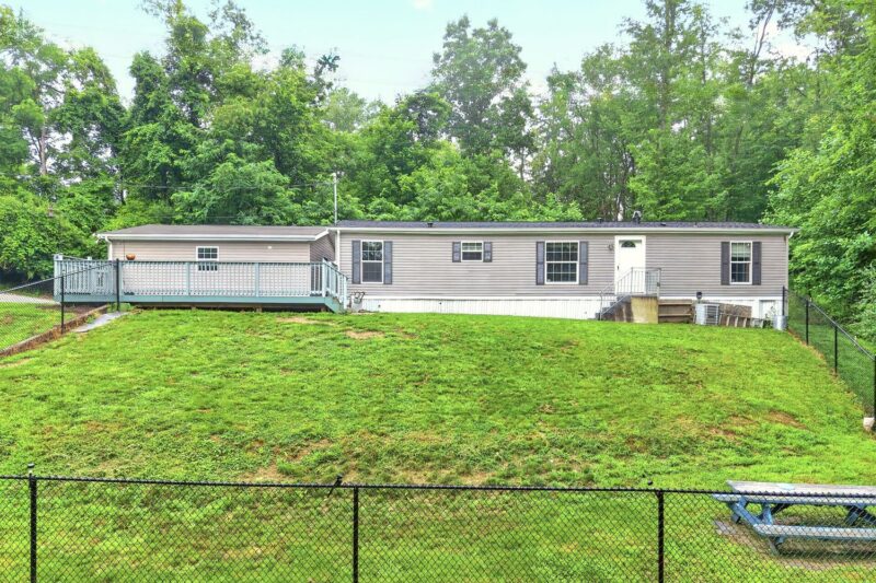 716 Hamilton AVENUE — photo 3