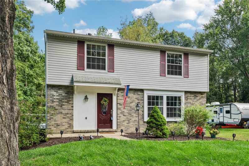 158 Squirrel Hollow Road — photo 2
