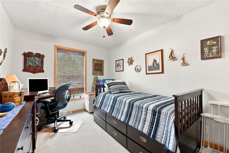 1134 Atlantis Dr — photo 8