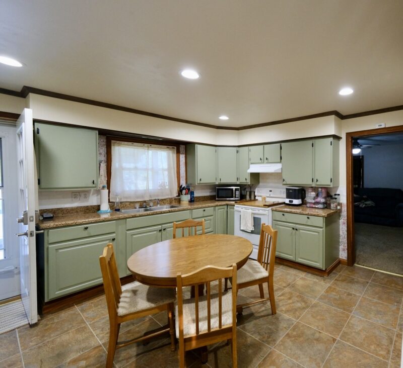 2319 Waterson ROAD — photo 8
