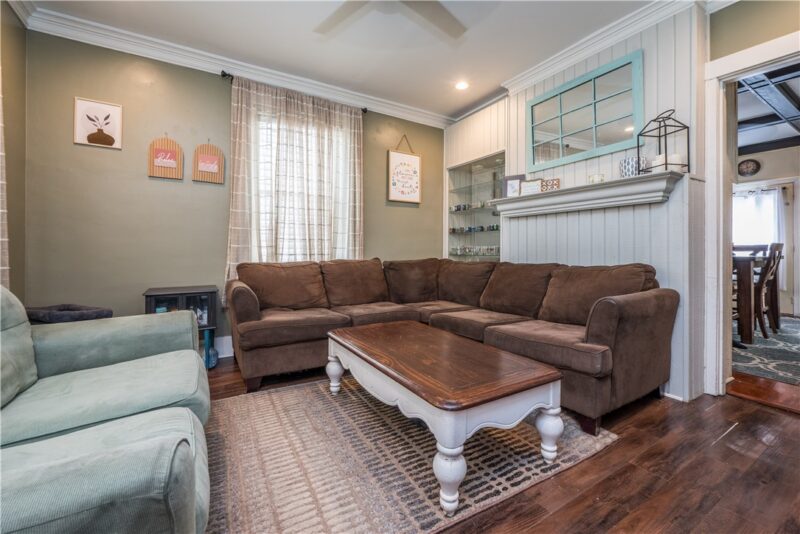 1427 Hillsdale Avenue — photo 3