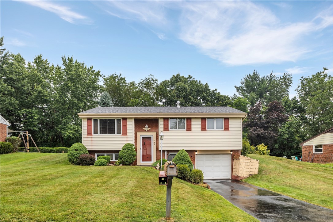 716 Limestone Dr — photo 1