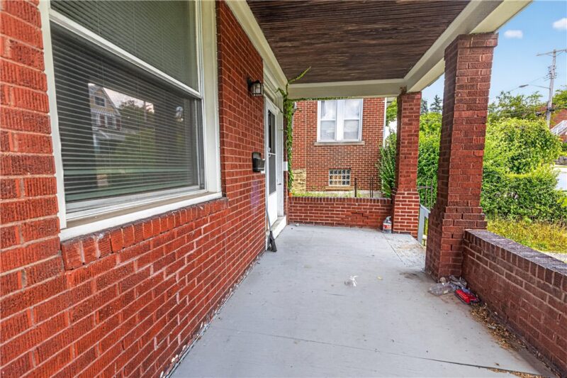 436 Overbrook Blvd — photo 3