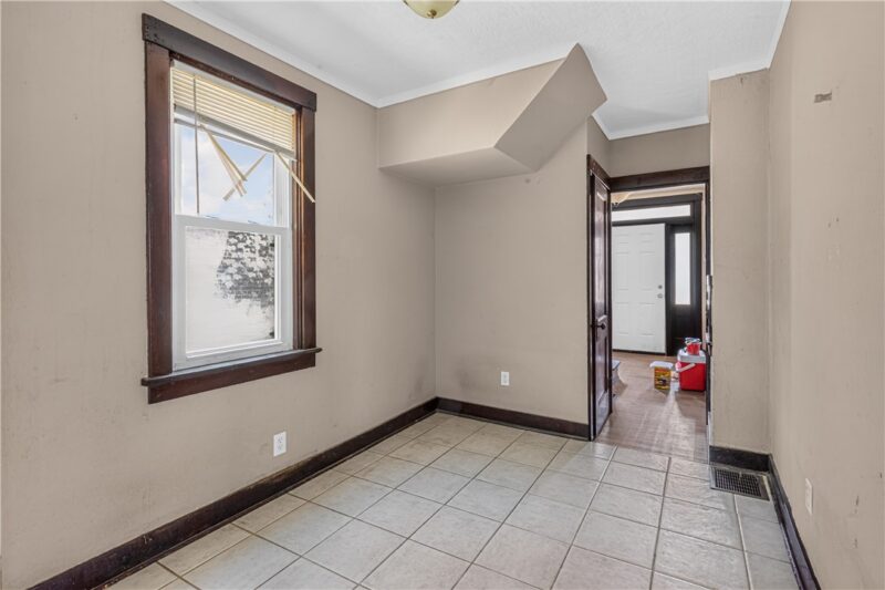 436 Overbrook Blvd — photo 8