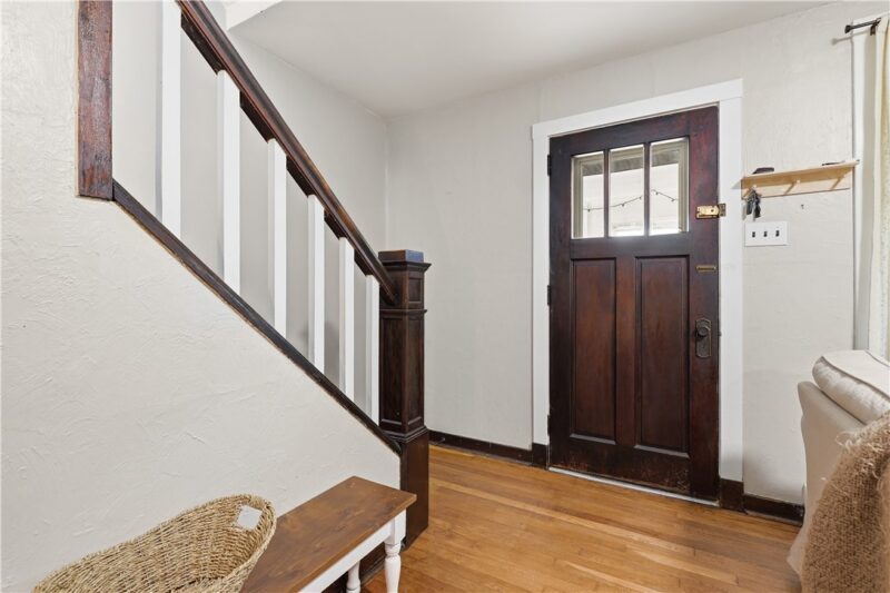 1633 Creedmoor Ave. — photo 2