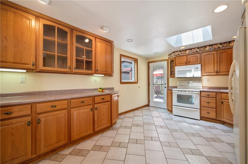 236 Hazel Rd — photo 8
