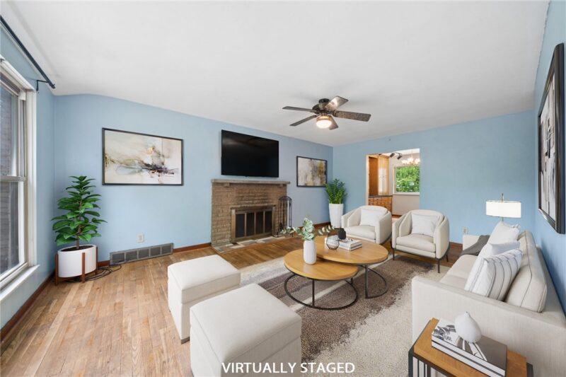 270 Roycroft Ave — photo 4