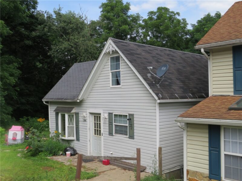 144 Armstrong Ave — photo 2