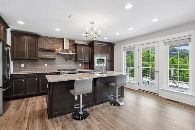 1679 Hastings Park DRIVE — photo 4