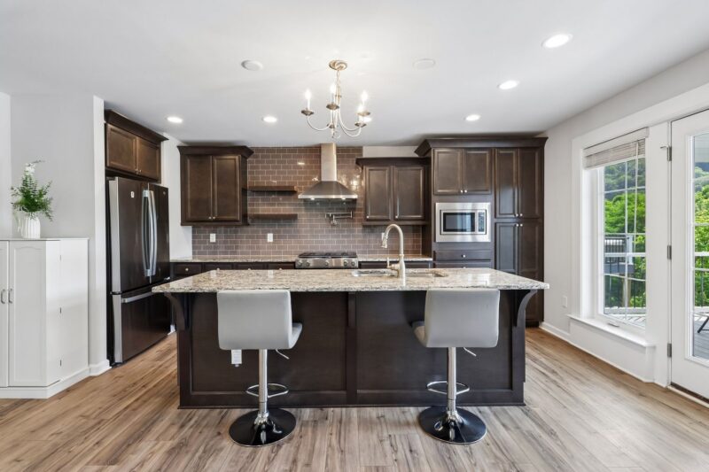 1679 Hastings Park DRIVE — photo 5