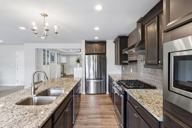 1679 Hastings Park DRIVE — photo 7