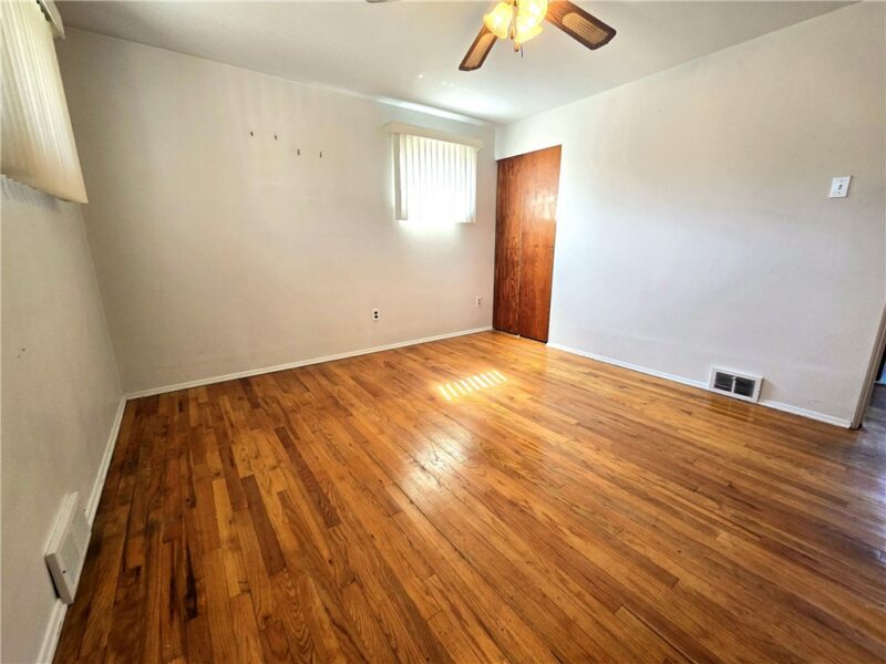 218 Skyport Rd — photo 6