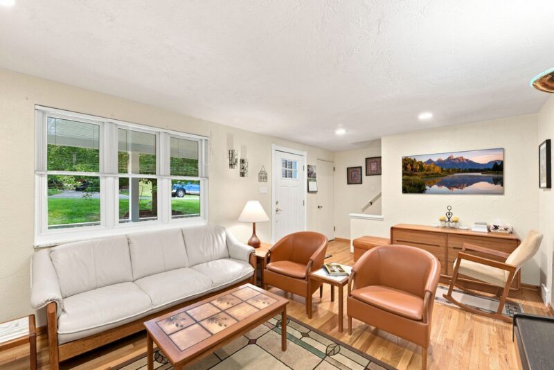 1224 Raven DRIVE — photo 4