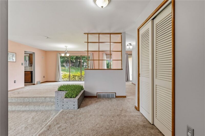 2411 James Street — photo 6