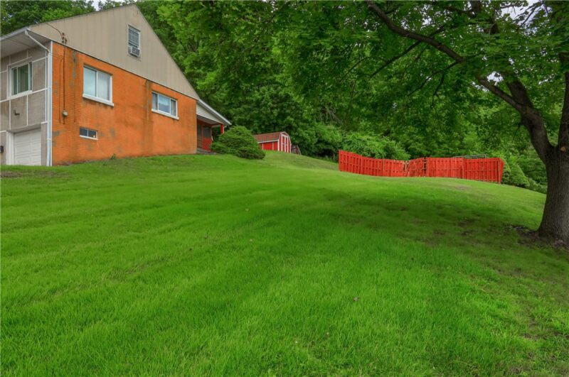 108 Hazen Ave — photo 6