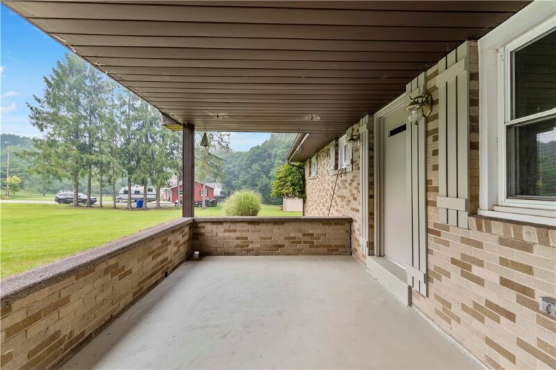 175 Mason Rd — photo 2