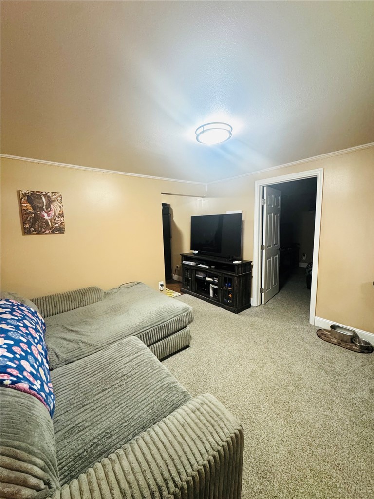 317 Isabelle Ave — photo 7