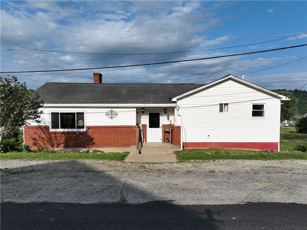 60 Stadium Rd — photo 1