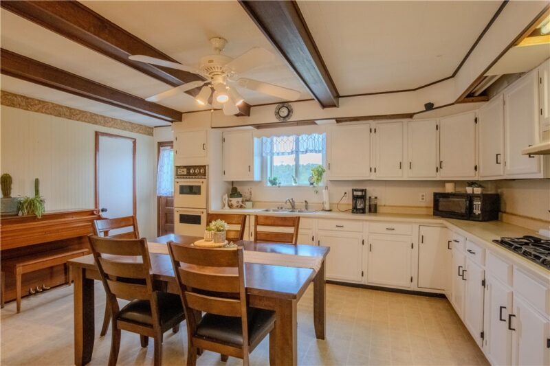 60 Stadium Rd — photo 2
