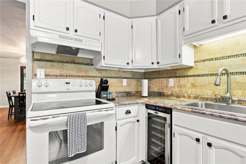 422 Edgetree — photo 4