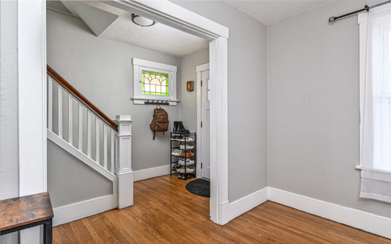 921 Baldwin STREET — photo 2