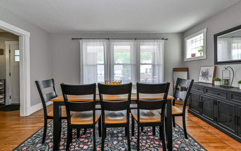 921 Baldwin STREET — photo 3