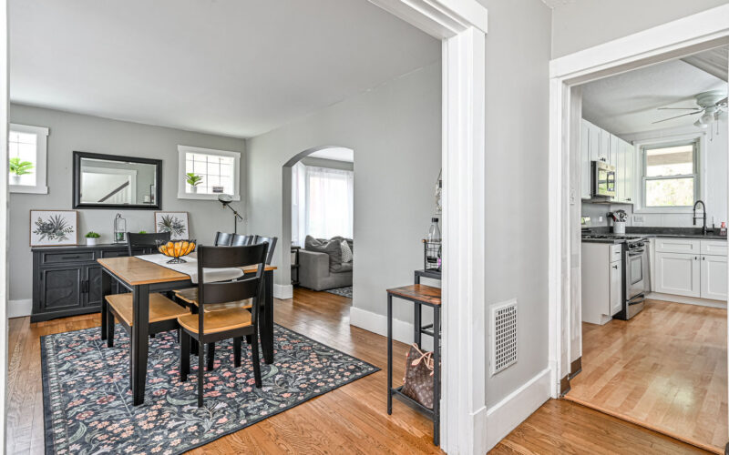 921 Baldwin STREET — photo 4