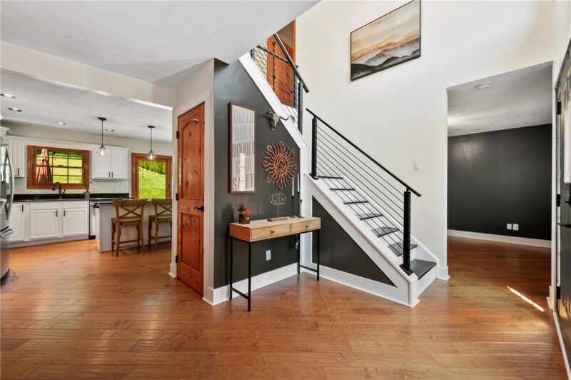 235 Ewing Rd — photo 4