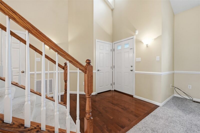 5758 Montville Dr — photo 3