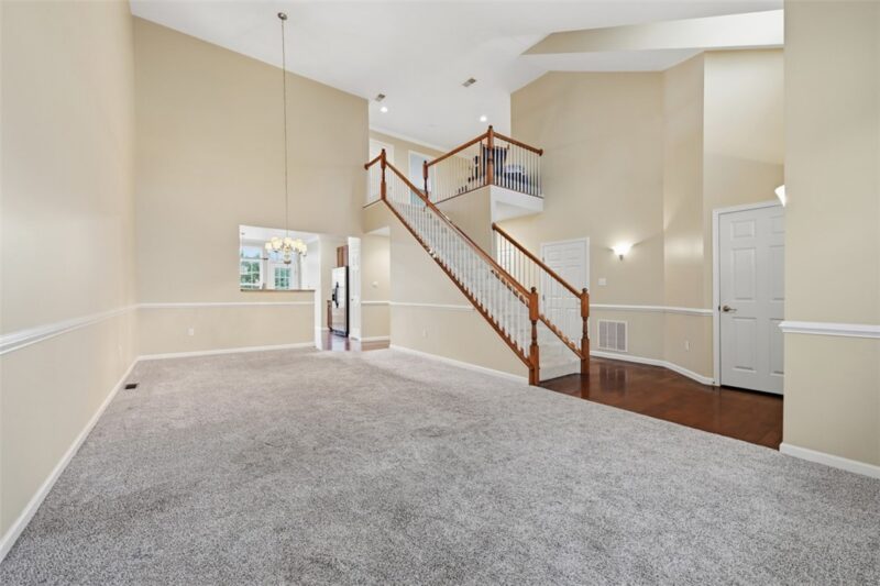 5758 Montville Dr — photo 6