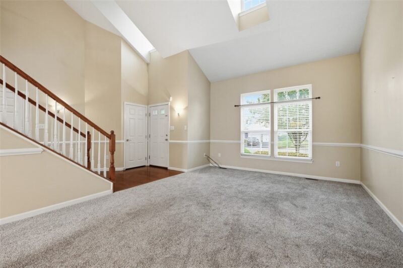 5758 Montville Dr — photo 7