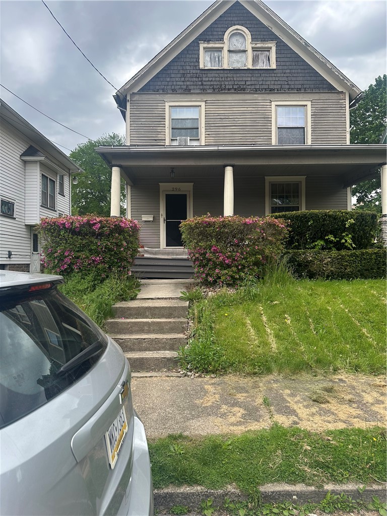 296 Ormond Ave — photo 1