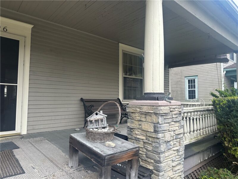 296 Ormond Ave — photo 3