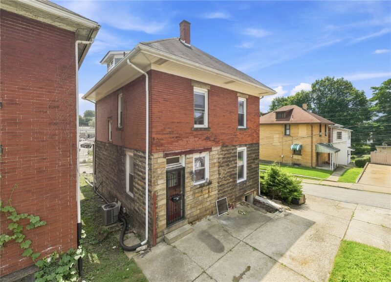 413 E Pittsburgh St — photo 2