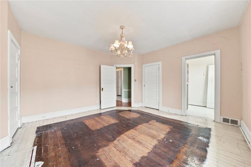 413 E Pittsburgh St — photo 8