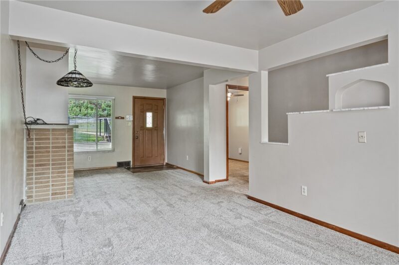 8 Norwich Ave — photo 7