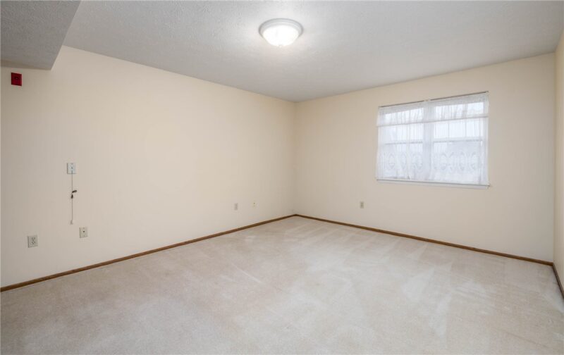 207 Clubhouse Dr — photo 7