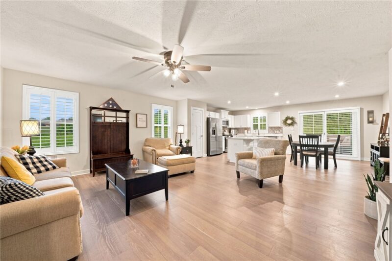 1042 Gombach Rd — photo 4