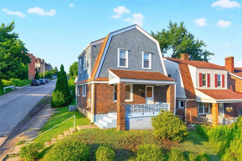 842 Greenfield Ave