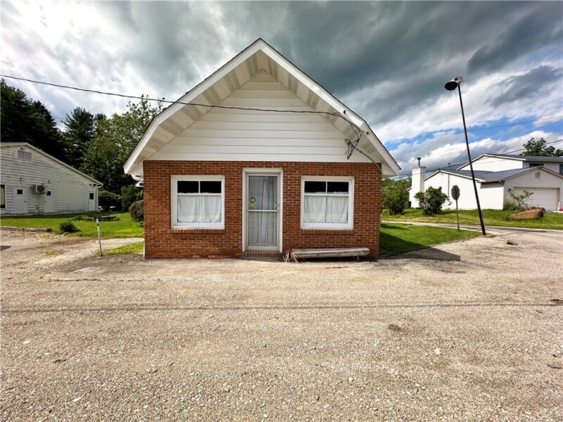 427 Route 271 — photo 5