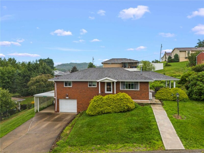 413 Atwood Dr. — photo 2