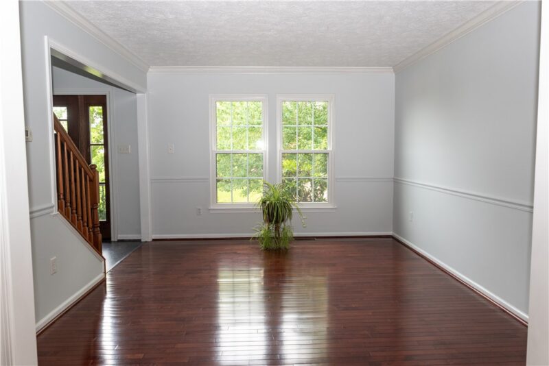 175 Valley View Dr — photo 6